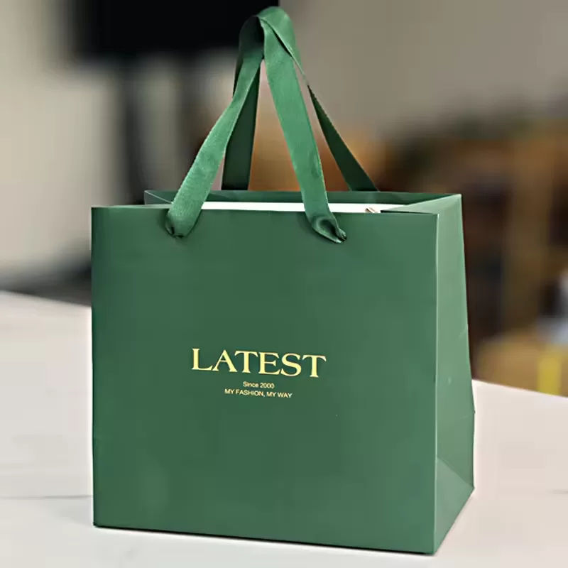 Luxury Gift Paper Bags with Ribbon Handles – Custom Logo Printed Boutique Shopping Bags, Elegant Black, White & Pink Packaging for Retail, Clothing, Cosmetics, Weddings & Special Events - 图片 5