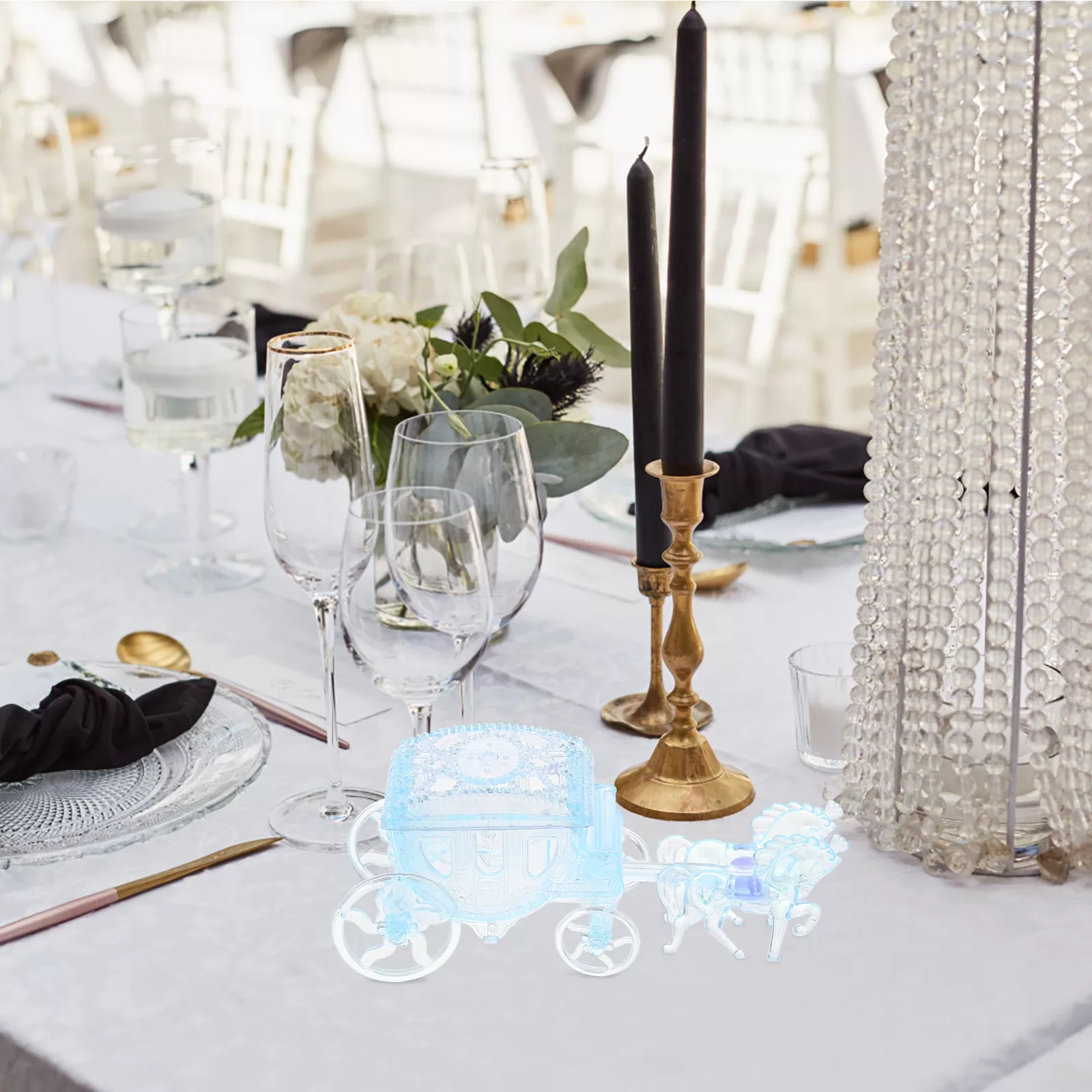 Plastic Princess Carriage Candy Boxes – Ideal for Baby Showers, Weddings, Christmas or Birthday Parties. Elegant and charming gift boxes perfect for holding candies, chocolates or small favors.