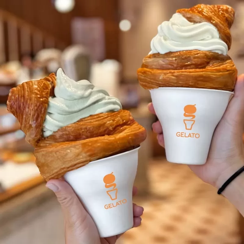 Trendy Disposable Paper Coffee Cups with Secure Lids – Insulated Ripple Wall Design, Le... - SKU FTC01281 - UGI Packaging