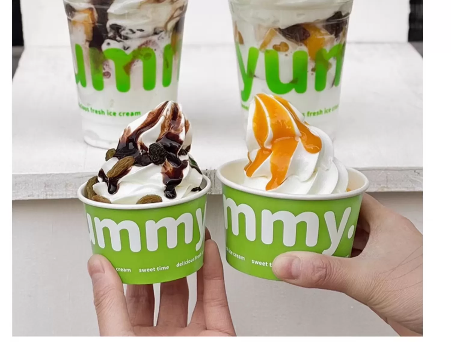 Trendy Disposable Paper Coffee Cups with Secure Lids – Insulated Ripple Wall Design, Le... - SKU FTC01281 - UGI Packaging