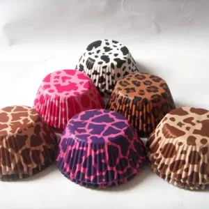 50pcs Animal Pattern Cupcake Liners – White Cow, Zebra, Leopard, Camouflage & Stripes – Greaseproof Baking Cups for Family, Birthdays, Christmas, Parties, Muffins & Cake Holders