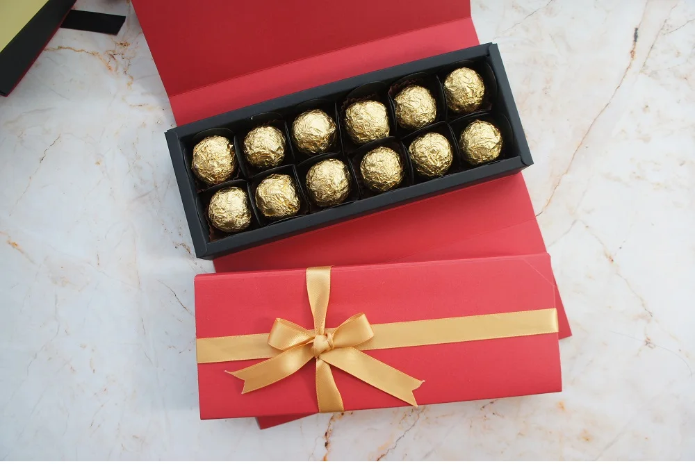 Chocolate Paper Gift Box – Perfect for Valentine's Day, Christmas, Birthdays, and Parties. Ideal for packing chocolates, small gifts, or treats with a festive and elegant presentation design. 11