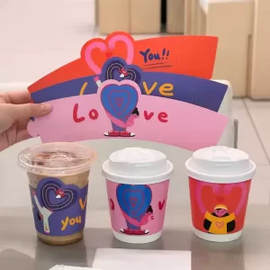 Valentine’s Day Disposable Paper Cups – 16oz Pink Heart Theme Hot & Cold Beverage Cup – Eco-Friendly Kraft Paper Drinkware for Parties, Cafes, Events, and Romantic Celebrations – Bulk Pack