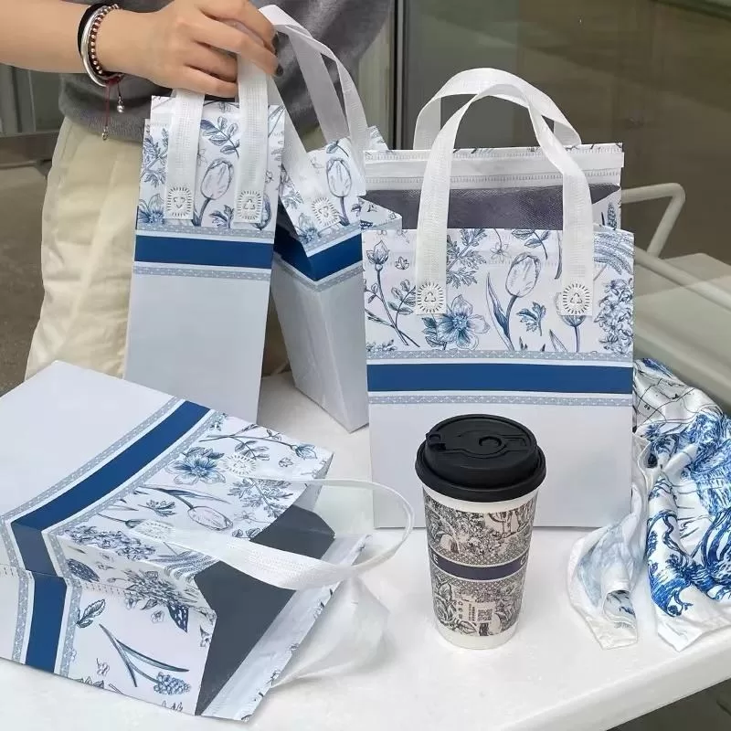 Small Insulated Cooler Bag for Food & Drinks – Reusable Thermal Tote with Aluminum Foil... - SKU ICB16757 - UGI Packaging