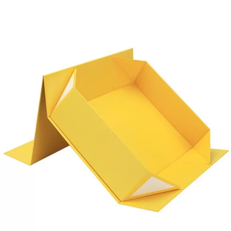 In Stock – Foldable Magnetic Gift Box with Handle, Matt Lamination & Embossed Logo – Rectangular Paperboard Packaging for Baby Gifts, Toys, Clothes – Ready to Ship – Elegant & Durable Design - 图片 6