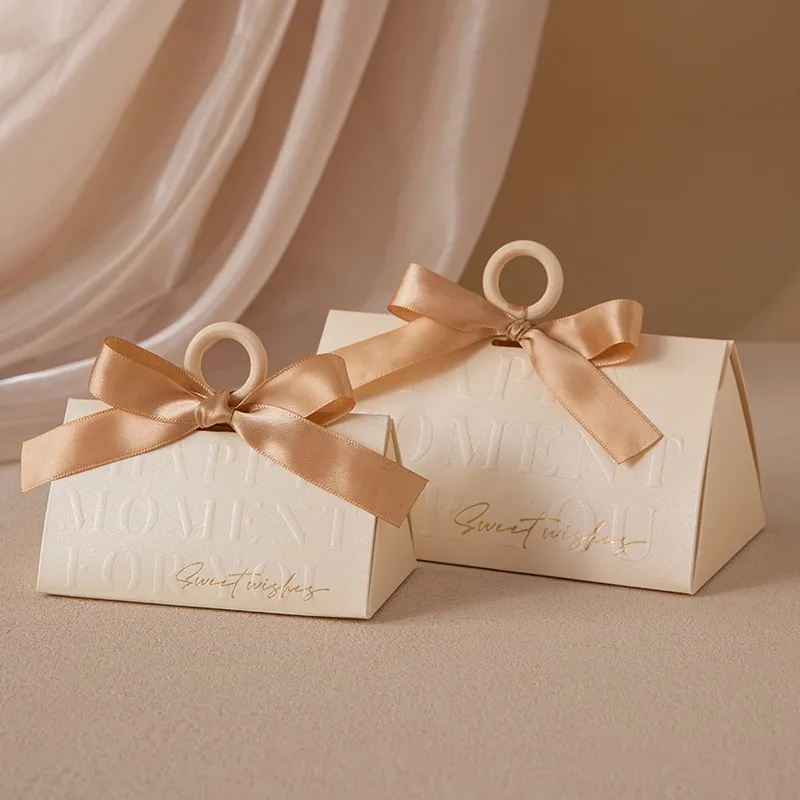 Triangular Champagne Wedding Gift Boxes – Candy Packaging Favor Boxes with Ribbon for Baby Shower, Engagement, Birthday, Party Decoration, Wooden Ring Box Style Design - 图片 2