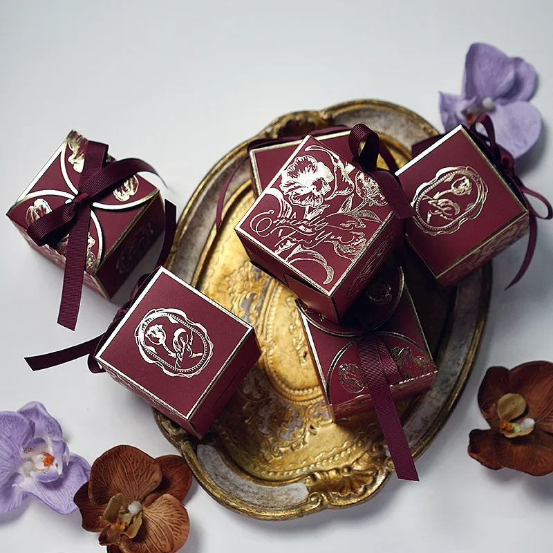 Exquisite Square Gold Gift Boxes – Printed Tulip Candy Packaging with Ribbon, Perfect for Party Decorations, Weddings, Baby Showers, and Gift Giving. Elegant Design for Sweets, Jewelry, or Favors. 5