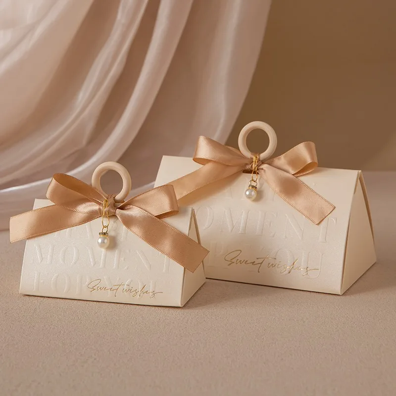 Triangular Champagne Wedding Gift Boxes – Candy Packaging Favor Boxes with Ribbon for Baby Shower, Engagement, Birthday, Party Decoration, Wooden Ring Box Style Design - 图片 10