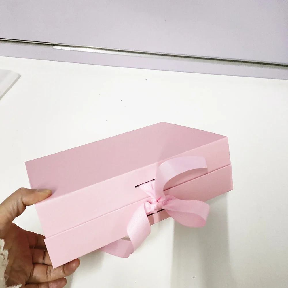 Custom Foldable Magnetic Gift Boxes with Ribbon – Luxury Book-Shaped Packaging for Retail, Small Business, Events, and Special Occasions – Durable, Reusable, Flat Shipping Design (Plain Black) - 图片 6