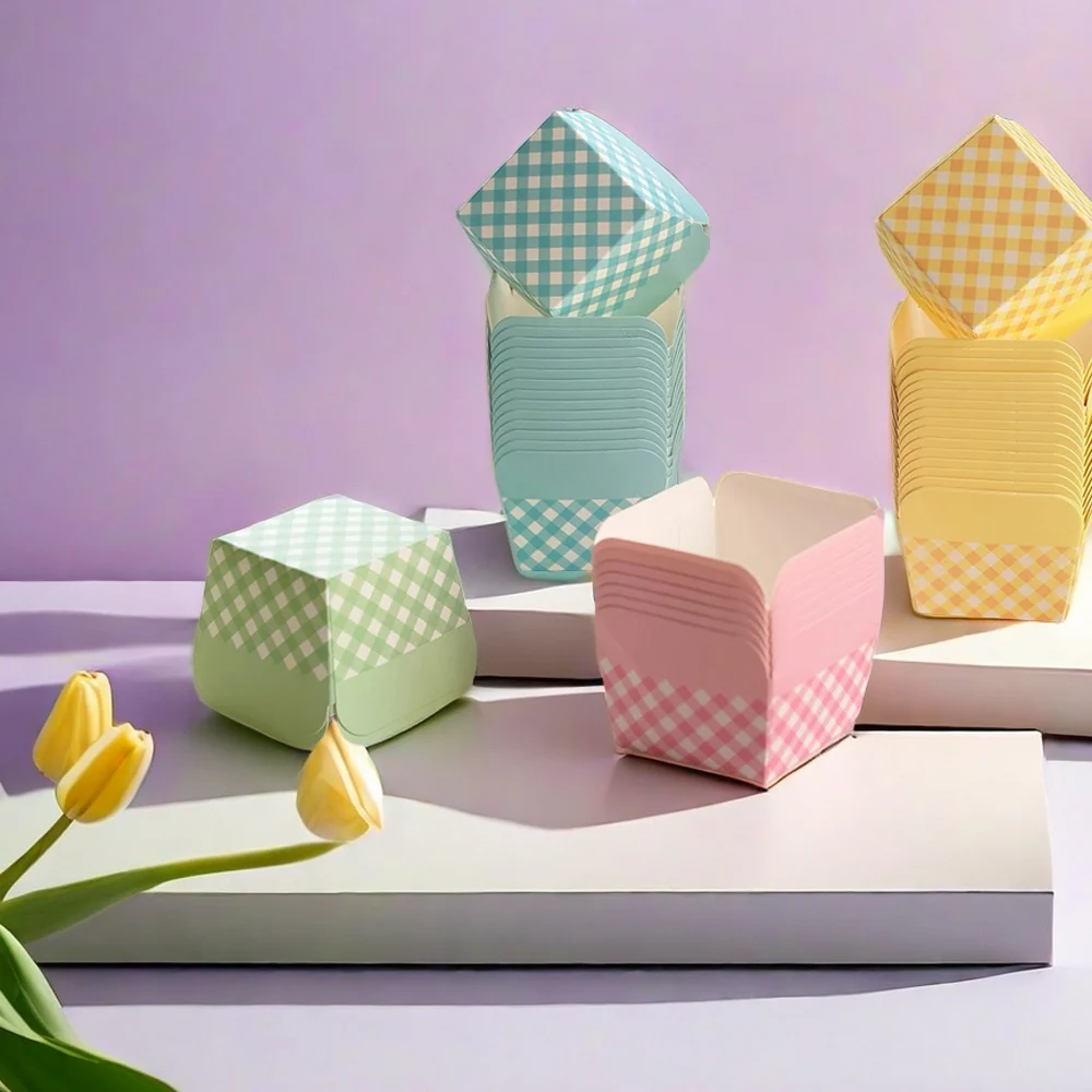 Square Lattice Baking Cups – Greaseproof Disposable Muffin & Cupcake Holders – Oven-Safe Paper Dessert Cups for Birthdays, Weddings, Events, Parties, Kitchen Baking & Pastry Display Use - 图片 5