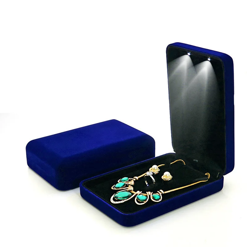 Luxury LED Velvet Jewelry Box – Elegant Organizer Case for Rings, Necklaces, Earrings, and Sets – Soft Interior Display Tray Holder for Gifts, Proposals, Weddings, and Special Occasions 8