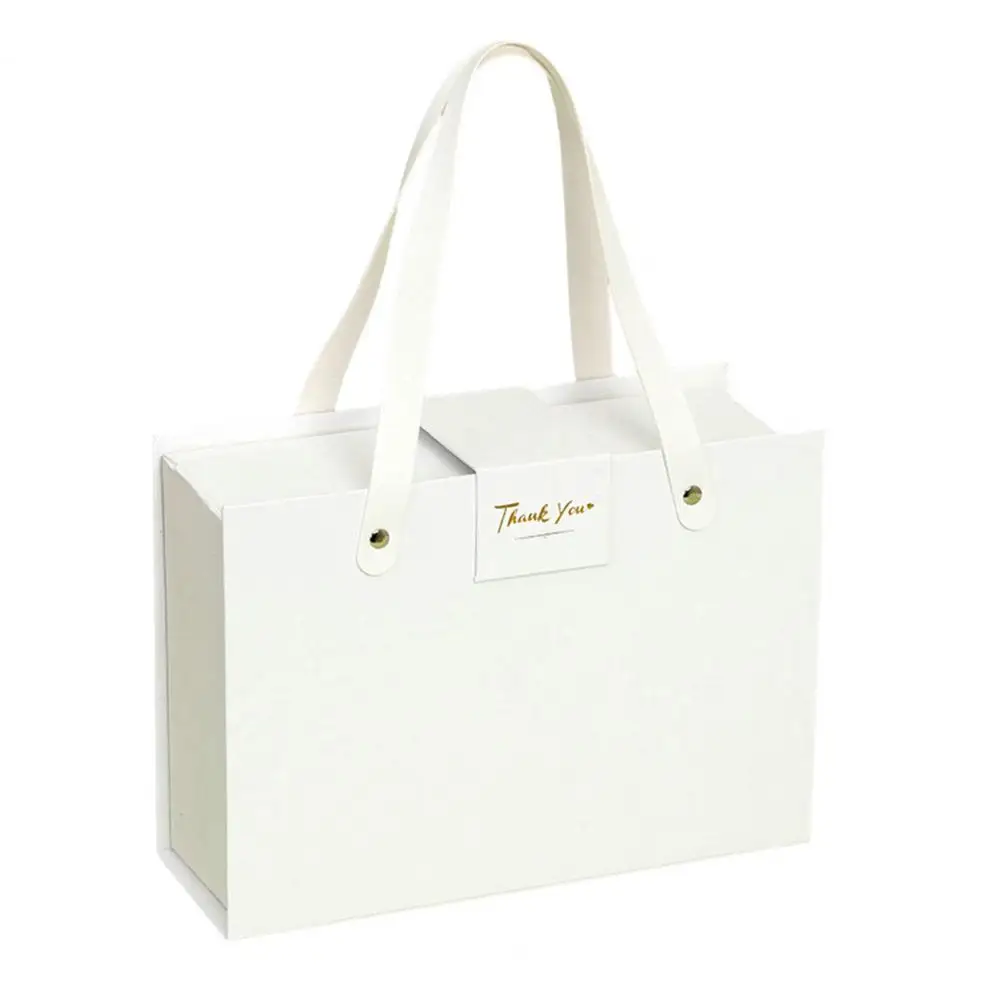 Flap Folding Gift Box with Hidden Magnetic Closure and Durable Handle – Rectangular handheld box perfect for Tanabata, weddings, birthdays, or elegant gift packaging. Stylish, sturdy, and reusable. 13