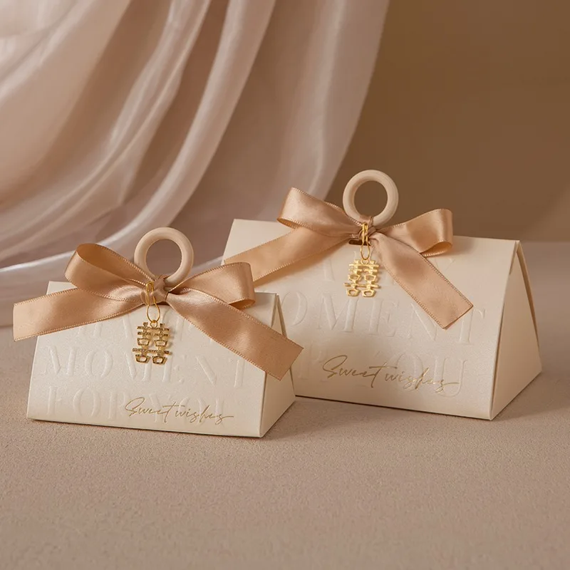 Triangular Champagne Wedding Gift Boxes – Candy Packaging Favor Boxes with Ribbon for Baby Shower, Engagement, Birthday, Party Decoration, Wooden Ring Box Style Design - 图片 12