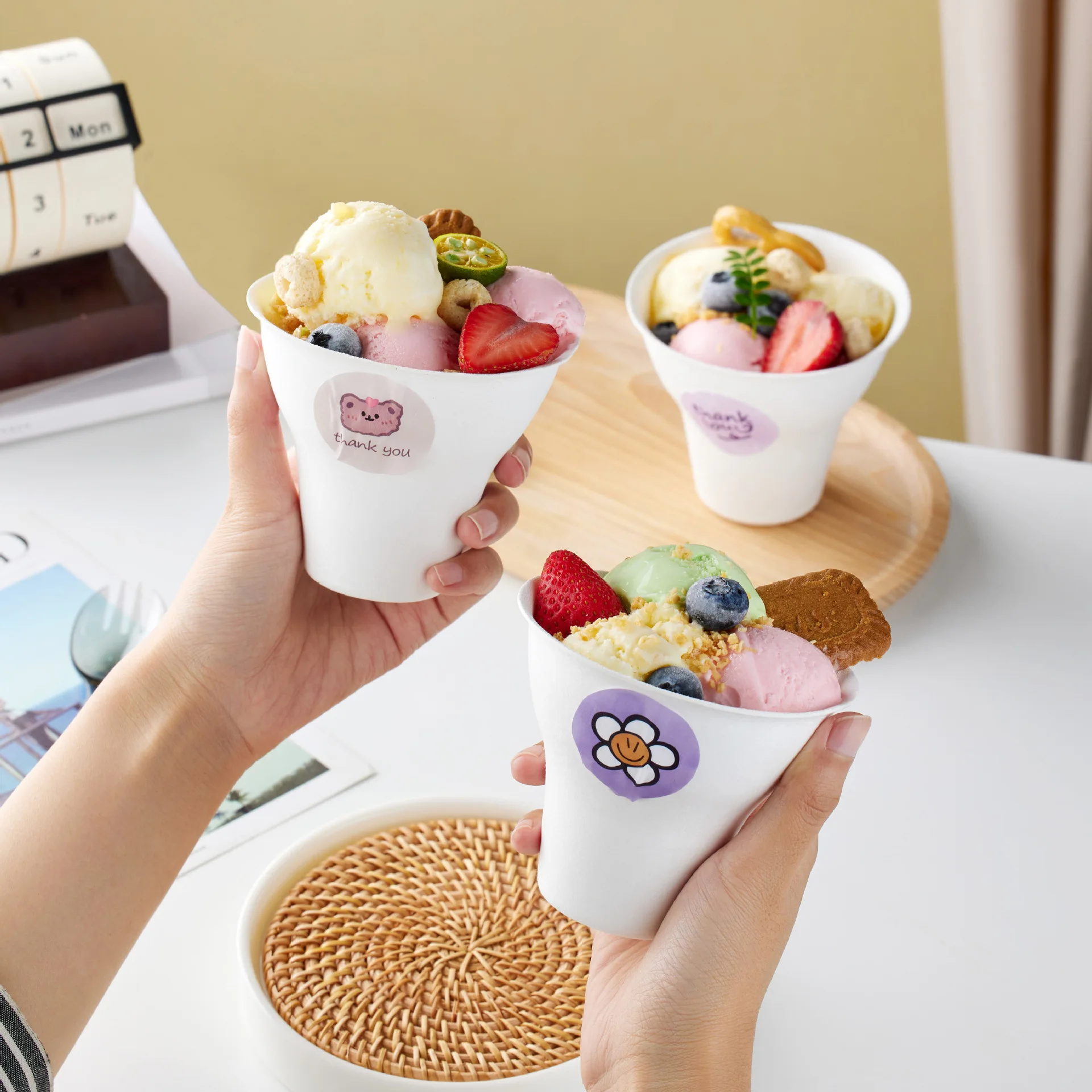 10/20/30PCS Disposable Small Paper Cups – Custom Logo Ice Cream & Tasting Cups, Ideal for Summer Dessert, Coffee, Sampling, Party, Events, Bakery, Internet Celebrity Shop & Café Use - 图片 2