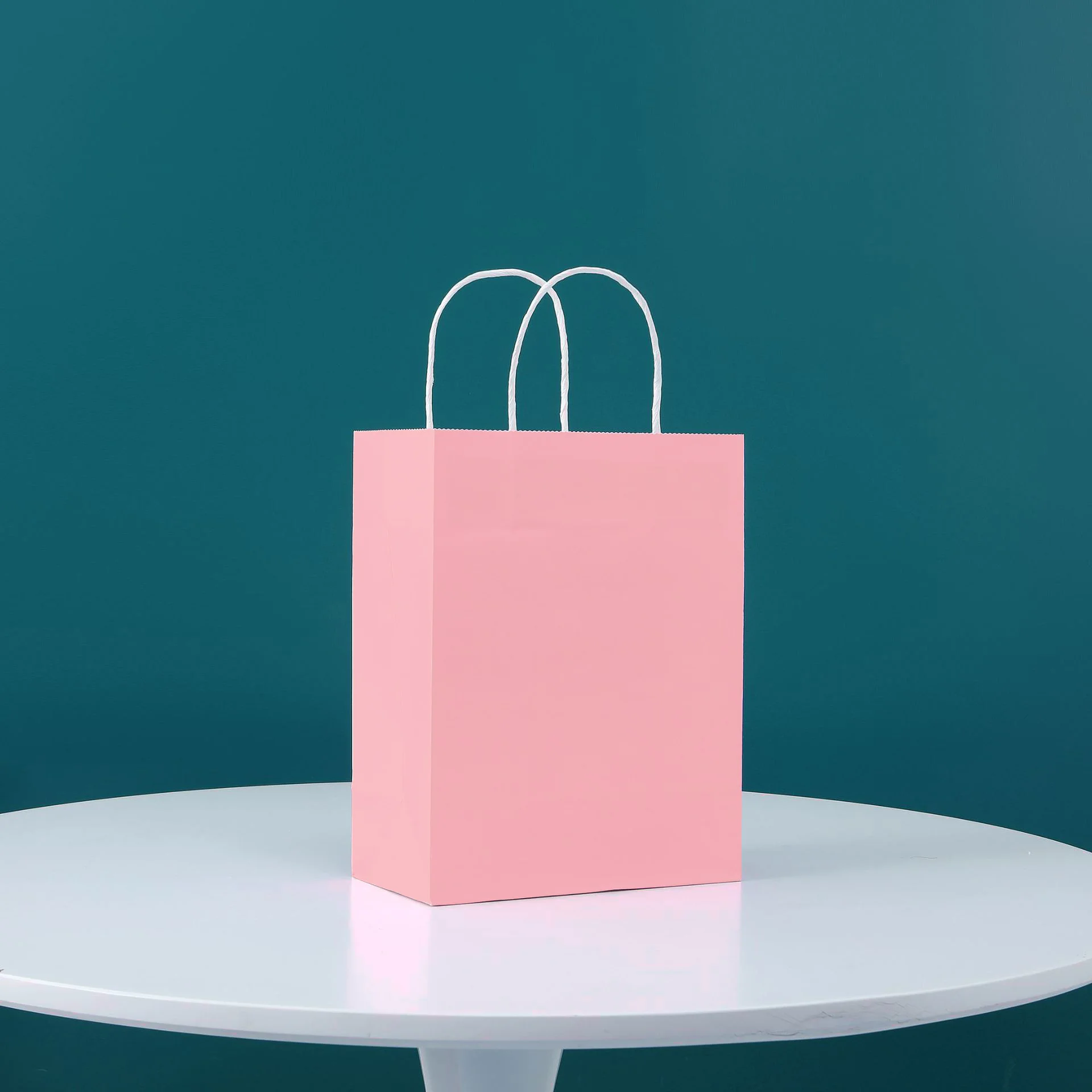 10/30PCS Colorful Kraft Bags with Handles – Perfect for Holiday Parties, Christmas, Valentine’s Day, Weddings, Jewelry, and Gift Packaging for Special Occasions - 图片 8