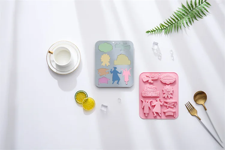 8-Hole Graduation Season Silicone Mold – DIY Fondant, Cake, Chocolate, Ice Cube, and Baking Accessories for Graduation Party, Themed Desserts, Cupcakes, Sugarcraft, and Creative Edible Decorations