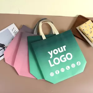 Gradient Color Non-Woven Handbag Clothing Store Party Gift Packaging Bag Wedding Shopping Bag Custom Printed Logo Reusable Tote Sac Cadeau Bolsa de Regalo Sacola Shopping ساک خرید قابل استفاده مجدد