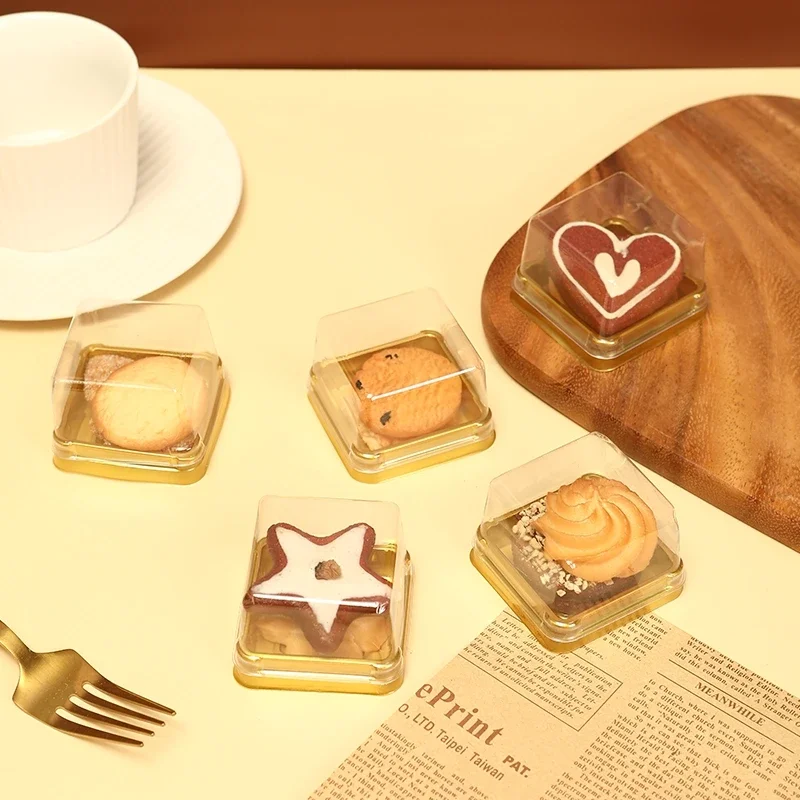 50Pcs Mini Dessert Cake Box Containers, Transparent Cupcake and Pastry Baking Packaging Boxes with Lids, Clear Plastic Dessert Holders for Wedding, Birthday, Christmas, Party Supplies and Gift Packaging - 图片 4