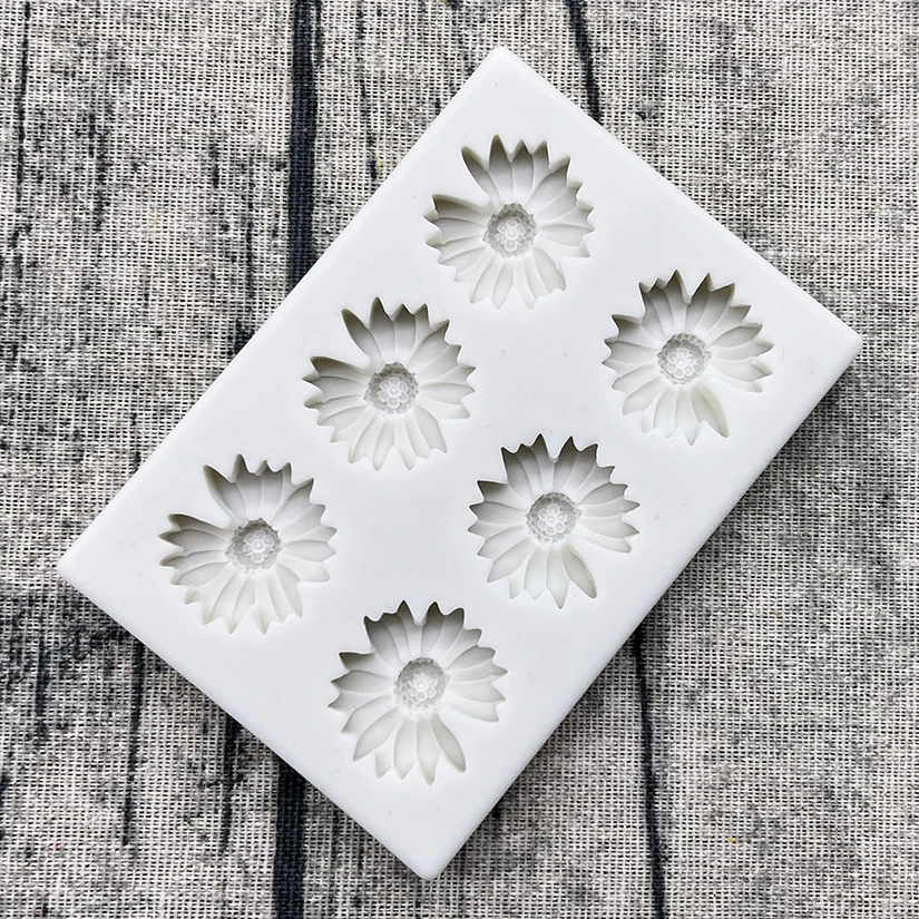 Mini Rose Camellia Daisy Flower Silicone Mold for Sugarcraft Cookie Cupcake Chocolate Baking Fondant Cake Decorating Tools DIY Pastry Dessert Decoration Kitchen Craft Tray