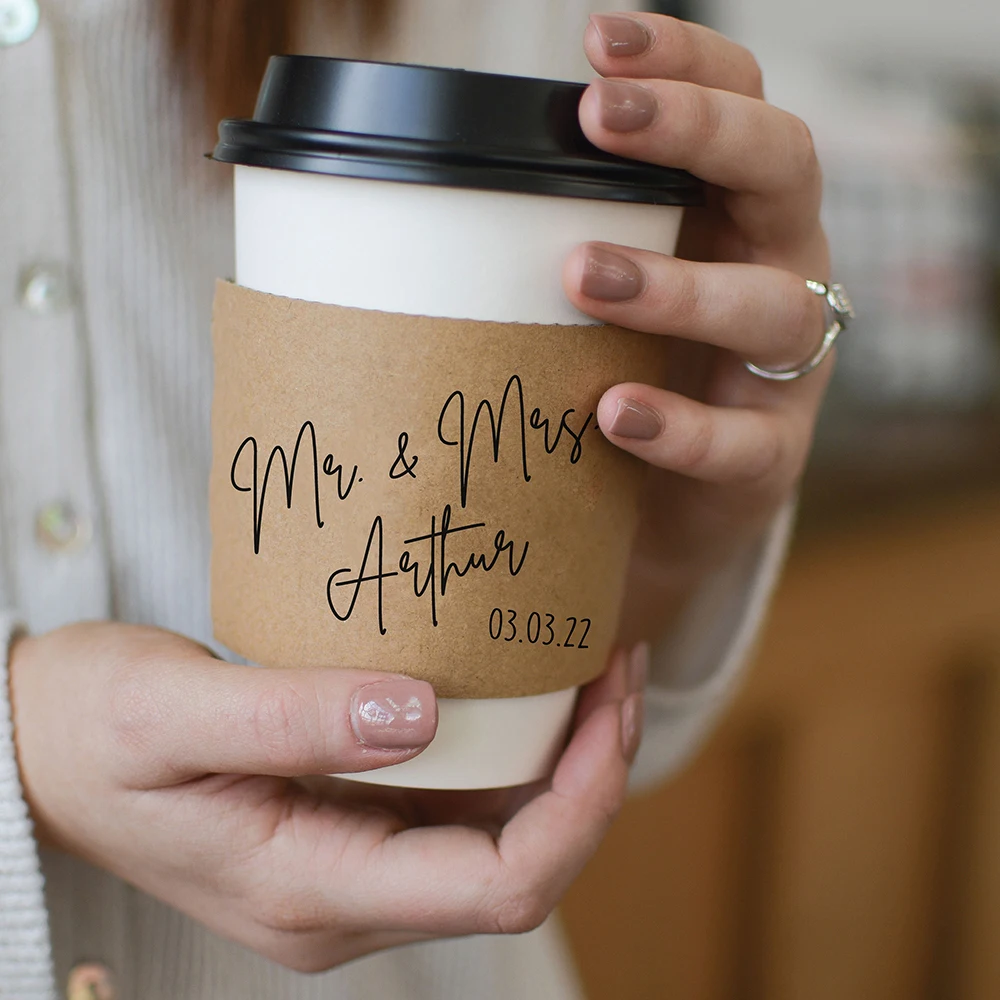 Personalized Disposable Ice Coffee Cup Sleeves Wedding Party Heat-Insulated Cup Holders Bar Reception Corrugated Paper Cup Covers for Hot and Cold Drinks DIY Beverage Accessories - 图片 2