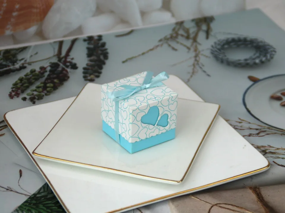 50Pcs Double Love Heart Candy Gift Boxes with Ribbon Wedding Favor Boxes Party Packaging Bags for Chocolate Cookies Small Gifts Birthday Baby Shower Anniversary Engagement Decoration Supplies