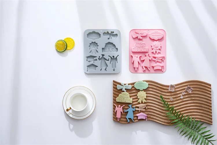 8-Hole Graduation Season Silicone Mold – DIY Fondant, Cake, Chocolate, Ice Cube, and Baking Accessories for Graduation Party, Themed Desserts, Cupcakes, Sugarcraft, and Creative Edible Decorations