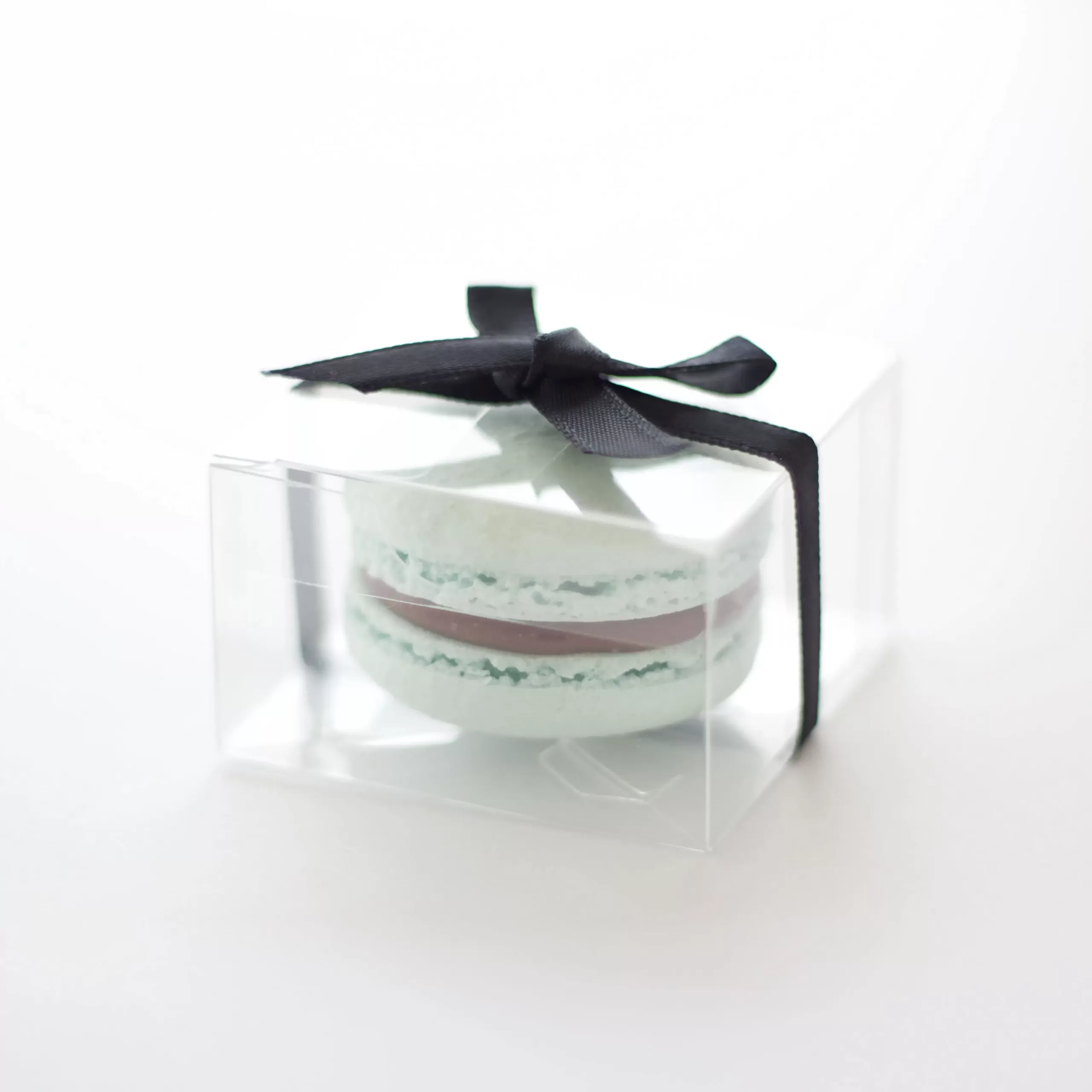 Clear PVC Box Packaging for Candles, Cakes, Cupcakes, Macarons, and Candy, Transparent Plastic Gift Boxes for Wedding, Birthday, Party Supplies, Bridal Shower, Dessert Packaging, and Event Presentation