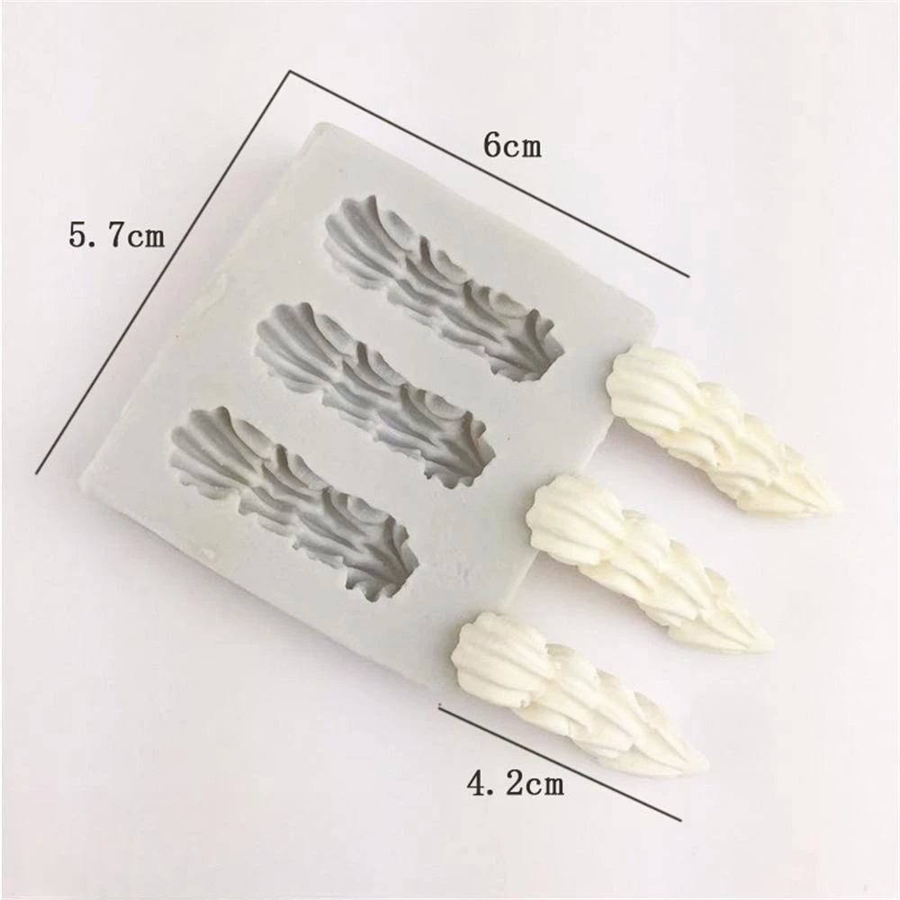 DIY Handmade Biscuit Silicone Mold, Non-Stick Cartoon Ice Cream Chocolate Candy Mould, Multi-Purpose Cake Baking Dessert Decor Mold, Flexible Reusable Silicone Jewelry and Resin Craft Making Tools