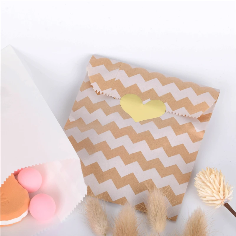 50pcs Kraft Paper Candy Bags with Wave Dot Pattern | 15x10cm Recyclable Biscuit Snack Popcorn Pouches | Food-Safe Biodegradable Birthday Wrapping Packaging Supplies with Stickers - 图片 4