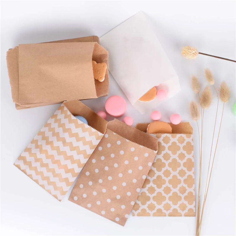 50pcs Kraft Paper Candy Bags with Wave Dot Pattern | 15x10cm Recyclable Biscuit Snack Popcorn Pouches | Food-Safe Biodegradable Birthday Wrapping Packaging Supplies with Stickers