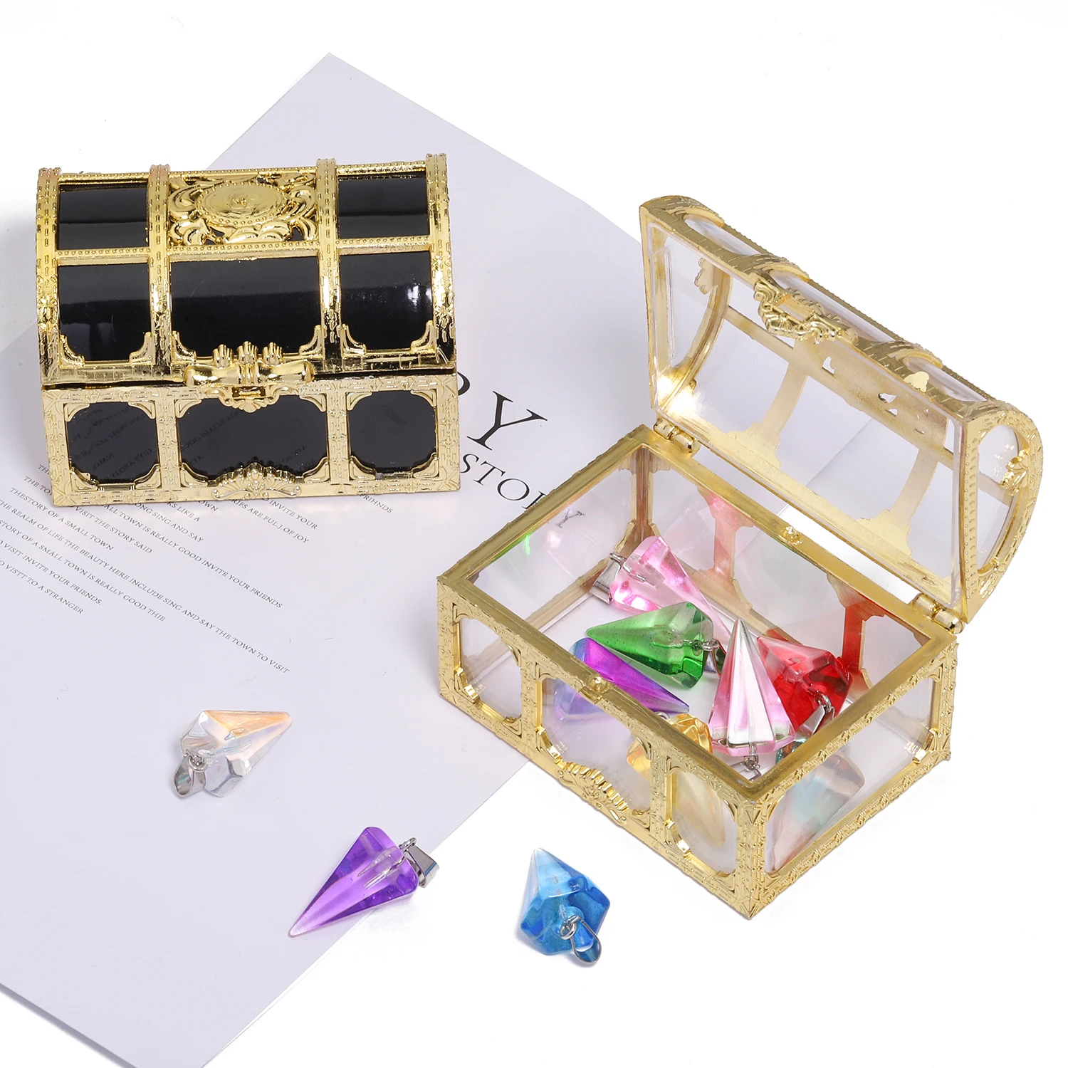 1Pc Vintage Transparent Pirate Treasure Chest – Storage Organizer Box for Crystals, Gems, Jewelry, Earrings, and Small Collectibles, Plastic Treasure Box for Creative Crafting, Display, and Decorative Storage - 图片 5