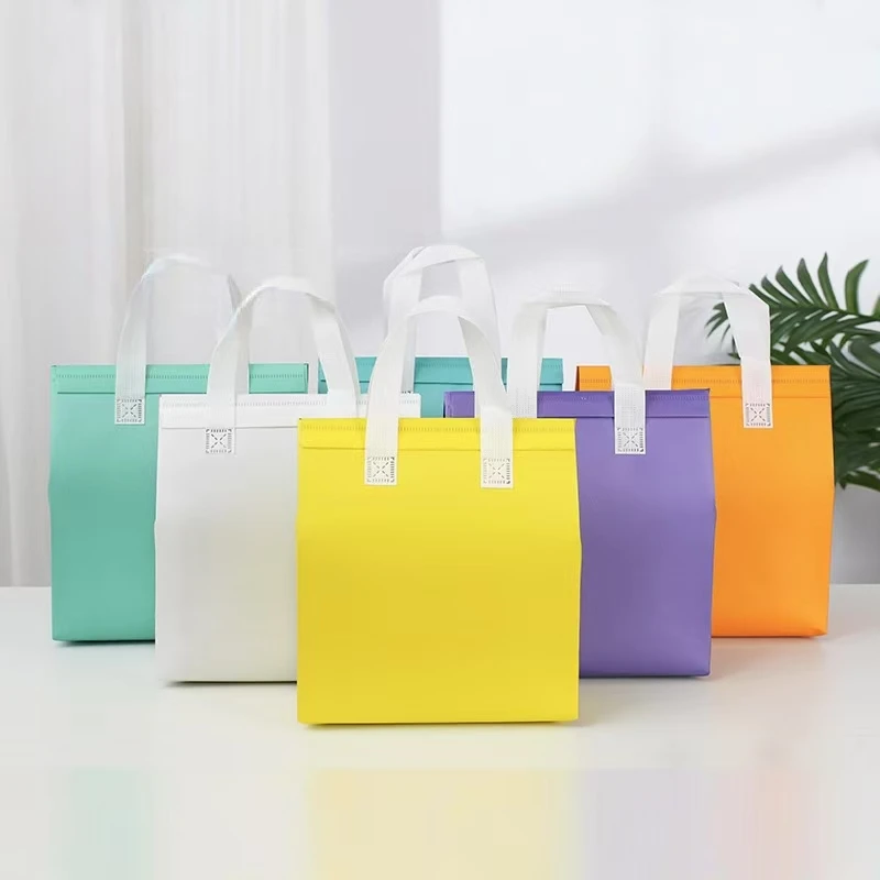 10/25pcs Non-Woven Takeaway Bags, Custom Logo Lunch Bags, Reusable Food Packaging Tote Bags, Insulated Thermal Bags to Keep Food Hot or Cold, Ideal for Takeout, Delivery, and Catering - 图片 5