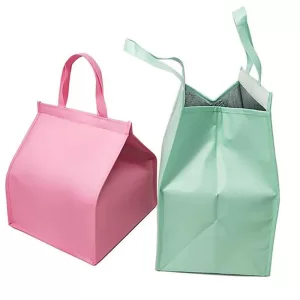 1Pc Silver Insulated Thermal Cooler Bag – Large Square Aluminum Foil Lunch Tote for Cakes, Sandwiches, Drinks, Coffee, and Fresh Food Storage, Portable Reusable Cooler Bag for Office, Picnic, and Delivery