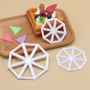 3Pcs Fondant Cake Mold Set – Triangle Flag Shape Cookie Cutters and Biscuit Stamps for Baking, Cake Decorating, Sugarcraft, Pastry Tools, and DIY Kitchen Accessories