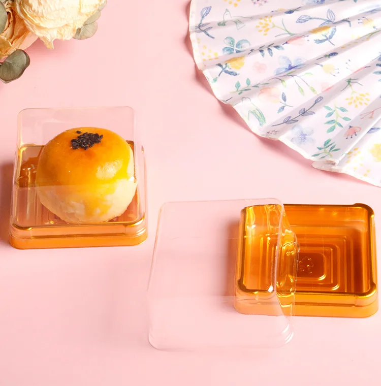 50pcs Clear Cake Boxes Mini Dessert Display Containers Cupcake Pastry Dome Lids Airtight Baking Packaging Boxes for Wedding Party Favor Gift Pastry Storage Catering Supplies