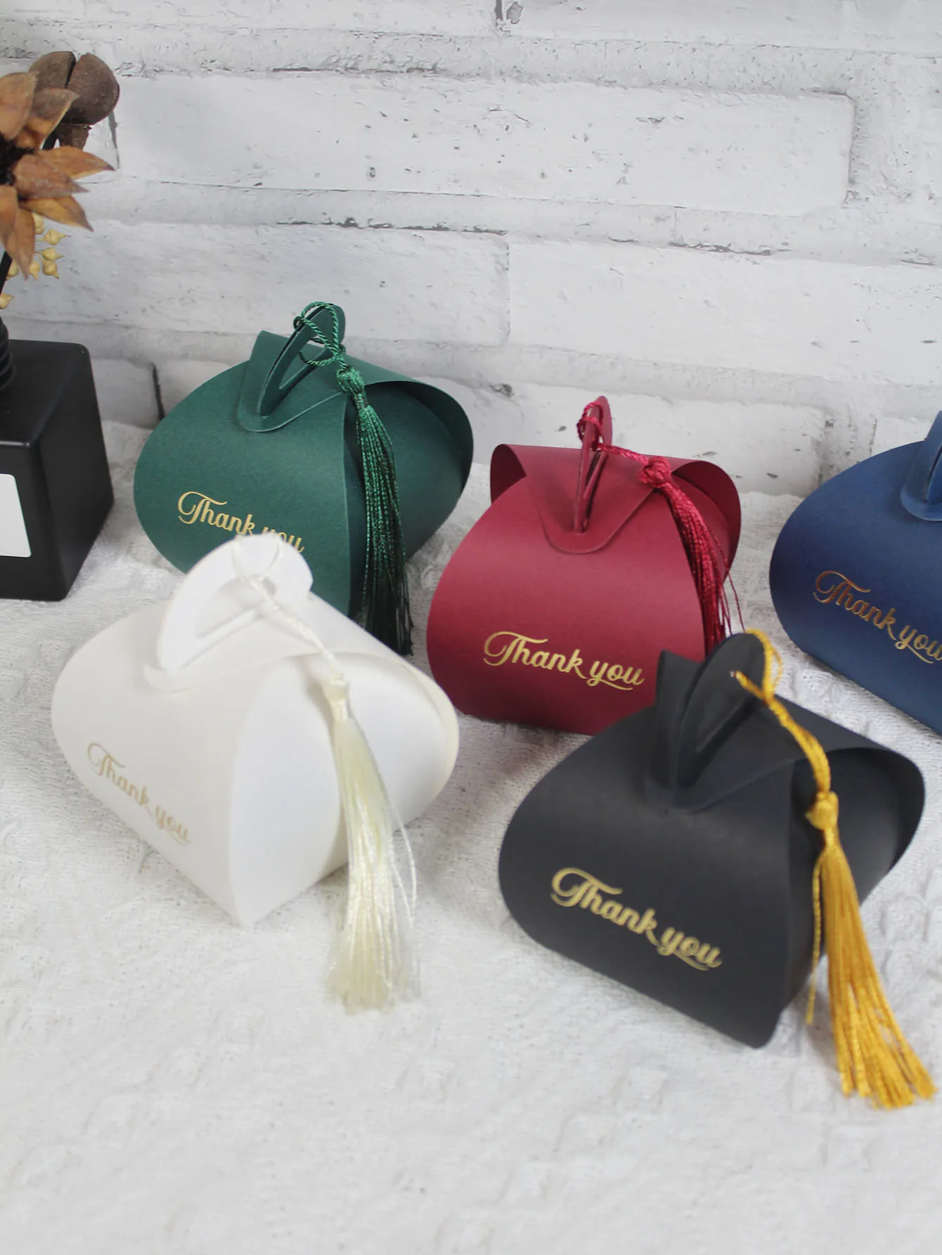 Elegant Tassel Bread Boxes Thank You Gift - Baby Shower Wedding Favors Chocolate Candy Boxes - Decorative Paper Party Favor Packaging Boxes for Special Occasions and Events