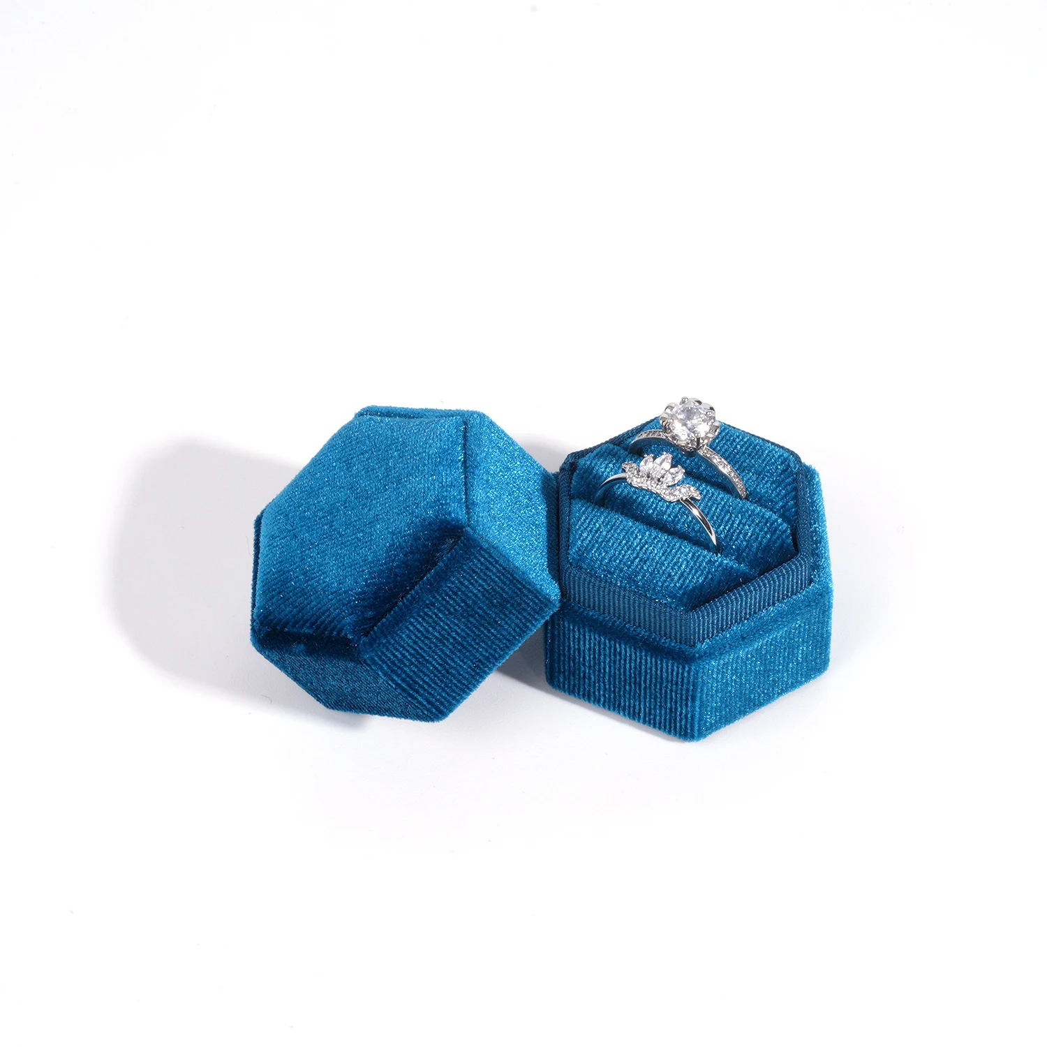 Vintage Hexagon Velvet Jewelry Box – Double Ring Holder, Elegant Empty Case for Engagement, Wedding Ceremony, Valentine's Day Gift Organizer, Luxurious Ring Display Case - 图片 15