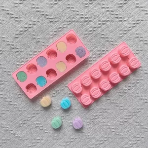 1pc 12-Cavity Pumpkin Shaped Silicone Mold for DIY Biscuits, Candy, Chocolate, Desserts, Cake Decoration, and Kitchen Baking, Flexible Food-Grade Non-Stick Mold for Creative Home Baking, Party Treats, and Holiday Desserts