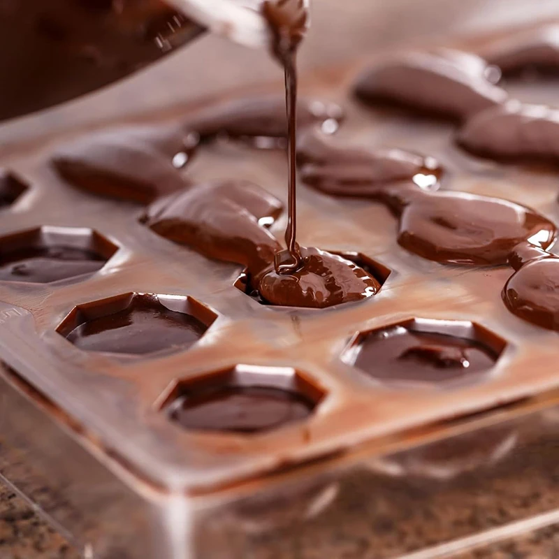 Chocolate Mold 3D Polycarbonate Transparent Plastic Kitchen Baking Tools for DIY Pastry, Candy, and Desserts, Multiple Styles Polycarbonate Chocolate Molds for Home Baking, Party Treats, and Creative Pastry Making