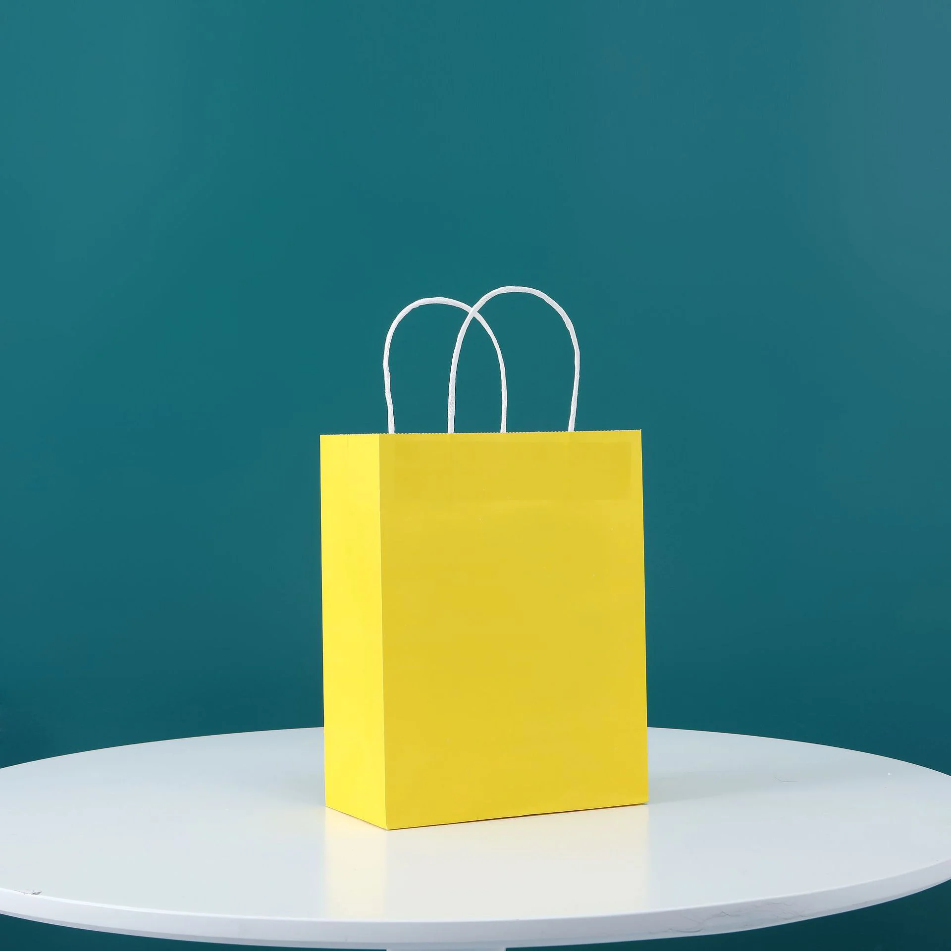 10/30PCS Colorful Kraft Bags with Handles – Perfect for Holiday Parties, Christmas, Valentine’s Day, Weddings, Jewelry, and Gift Packaging for Special Occasions - 图片 11