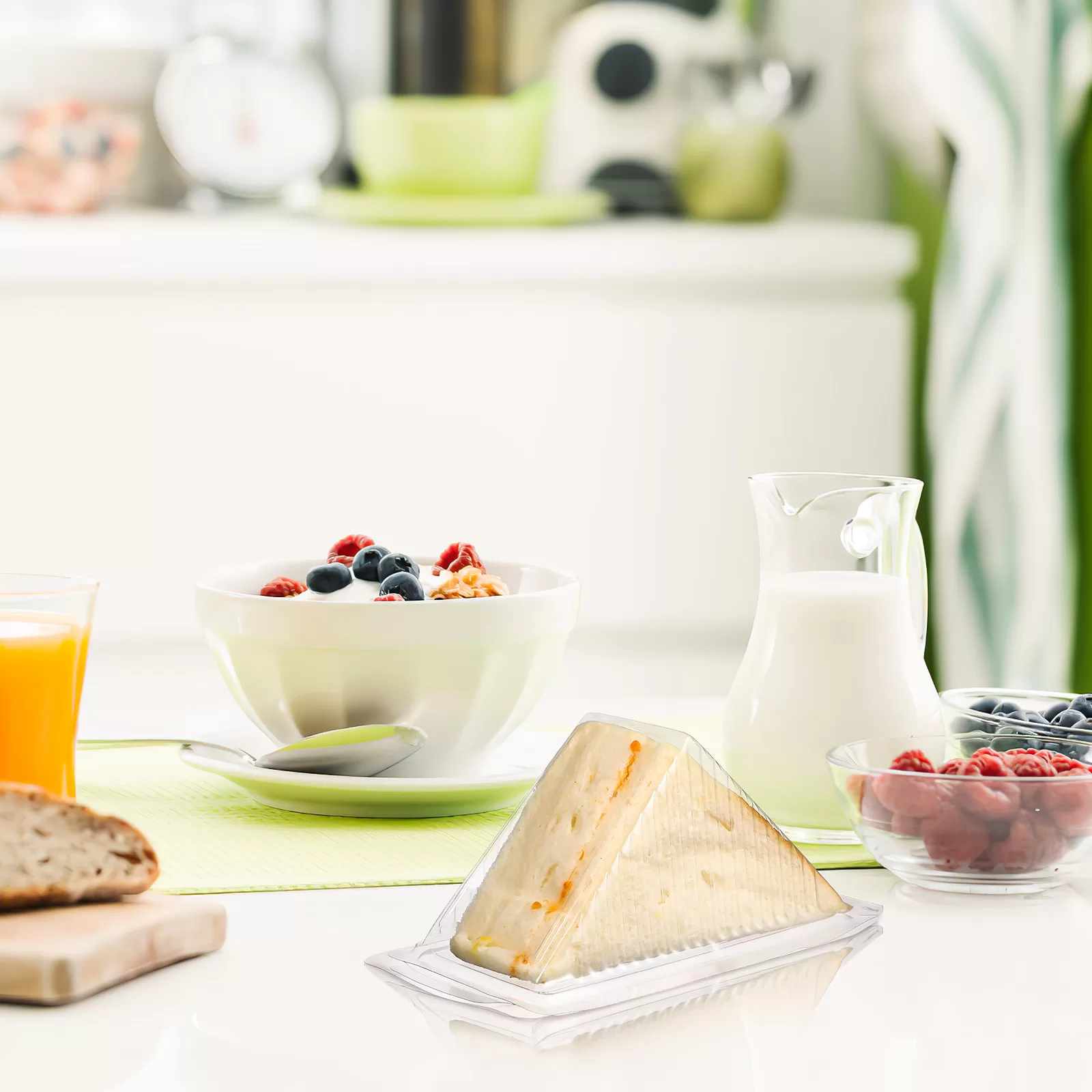 50-Pack Clear Plastic Sandwich Boxes with Lids – Disposable Mini Food Containers for Triangle Cakes, Burgers, Cupcakes, and Sandwiches – Ideal for Weddings, Birthdays, Baby Showers, and Party Catering