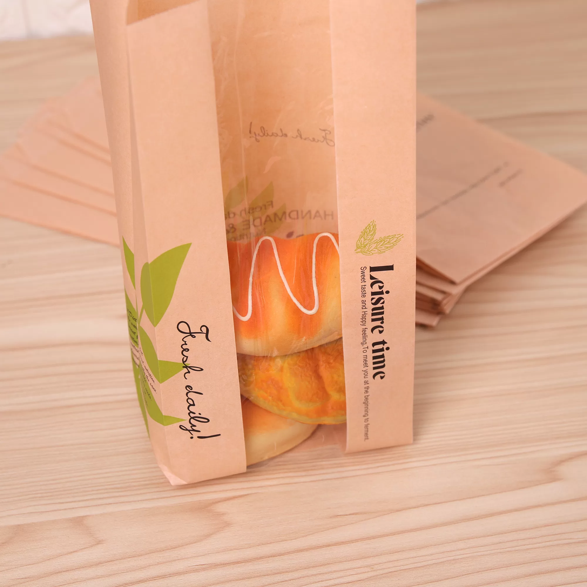 50 Pieces Kraft Paper Food Bags with Transparent Window, Green Leaf Design, Oil-Resistant Laminated Packaging for Cake, Cheese, Bread, Toast, Bakery & Sandwich Storage, Multiple Sizes S/M/L 5