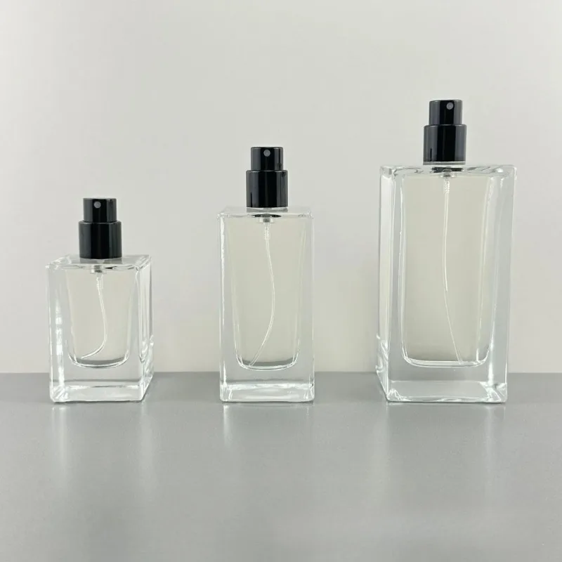 Luxury White Crystal Glass Perfume Bottles for Cosmetics, Fine Mist Spray Refillable Containers, Elegant Empty Bottled Design for Essential Oils, Colognes, Makeup, Fragrance Storage or Travel Use - 图片 4