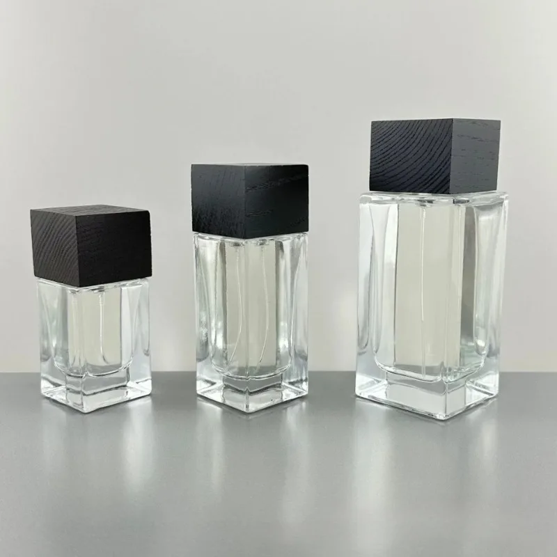 Luxury White Crystal Glass Perfume Bottles for Cosmetics, Fine Mist Spray Refillable Containers, Elegant Empty Bottled Design for Essential Oils, Colognes, Makeup, Fragrance Storage or Travel Use - 图片 7