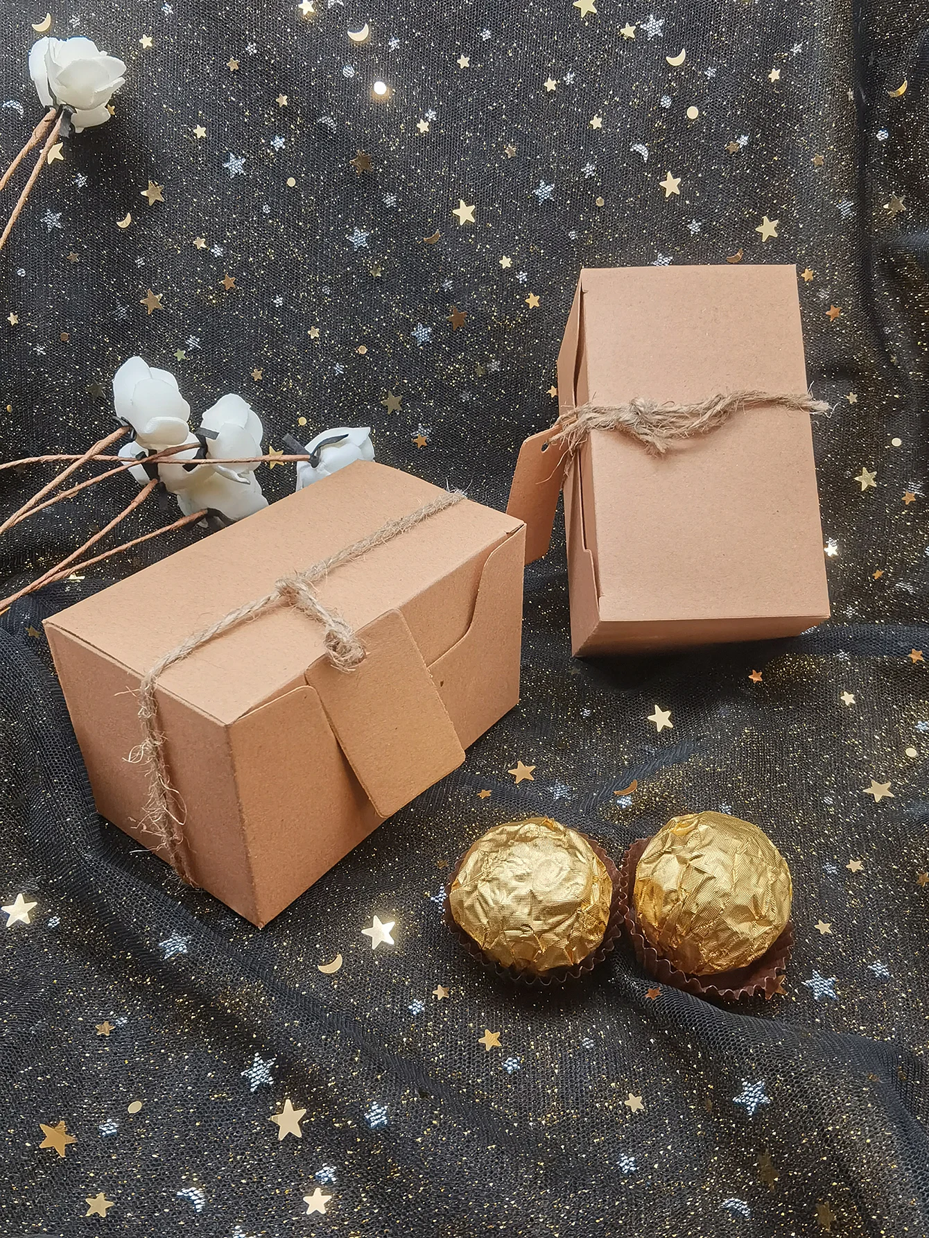 10pcs Kraft Paper Rectangular Gift Boxes for Party Favors, Candy, Chocolates, Cookies, Small Gifts and Treats, Elegant Kraft Paper Packaging Cartons for Birthdays, Weddings, Holidays, Special Events