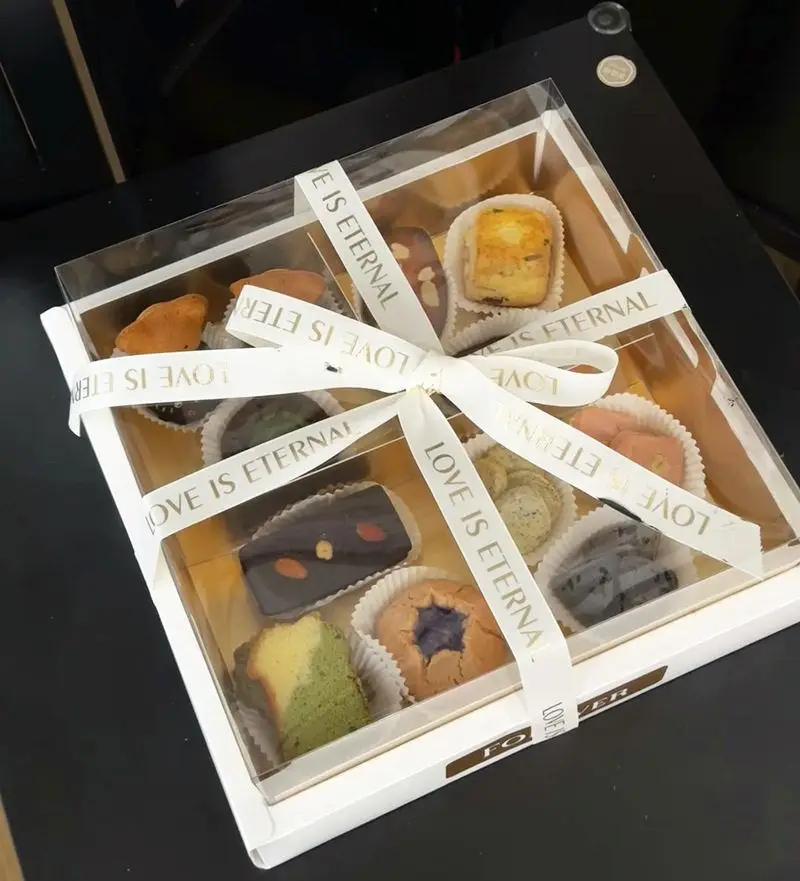 Transparent Four-Grid Dessert Cake Box 4 Compartments Clear Pastry Packaging Container for Mousse, Cupcakes, Cookies, Afternoon Tea, Picnic, Takeaway, Bakery, Party, Home Kitchen Sweet Treat Storage Transparent Four-Grid Dessert Cake Box 4 Compartments Clear Pastry Packaging Container for Mousse, Cupcakes, Cookies, Afternoon Tea, Picnic, Takeaway, Bakery, Party, Home Kitchen Sweet Treat Storage 6