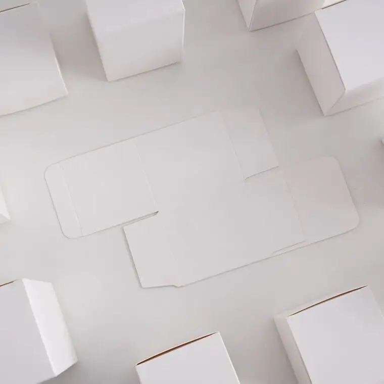 Kraft Paper Gift Boxes for Candles, Lipstick, Perfume, Cosmetics, Cake, Candy, DIY Biscuits, and Party Favors, Eco-Friendly Packaging for Weddings, Birthdays, and Events, Reusable Paper Containers, Factory Direct Supply 34