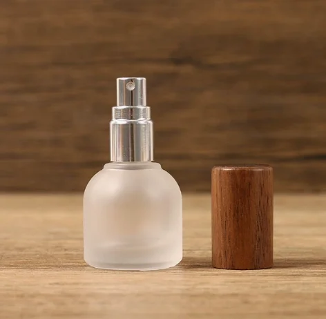 10/30pcs 10ml Refillable Perfume Spray Bottles | Premium Glass Mini Parfum Atomizers for Travel, Cosmetic Samples, Essential Oils, Portable Fragrance Containers, Reusable and Leak-Proof Design - 图片 7