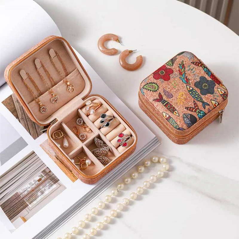 Travel Jewelry Organizer 💼 Cork Jewelry Organizer Box – Portable Travel Earring, Ring & Necklace Storage Case – Compact Multi-Compartment Display Box – Stylish & Functional Vintage Jewelry Holder – Eco-Friendly, Durable, Perfect Gift for Women 4