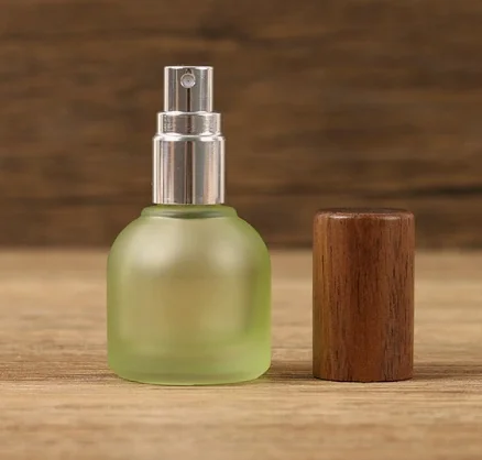 10/30pcs 10ml Refillable Perfume Spray Bottles | Premium Glass Mini Parfum Atomizers for Travel, Cosmetic Samples, Essential Oils, Portable Fragrance Containers, Reusable and Leak-Proof Design - 图片 8